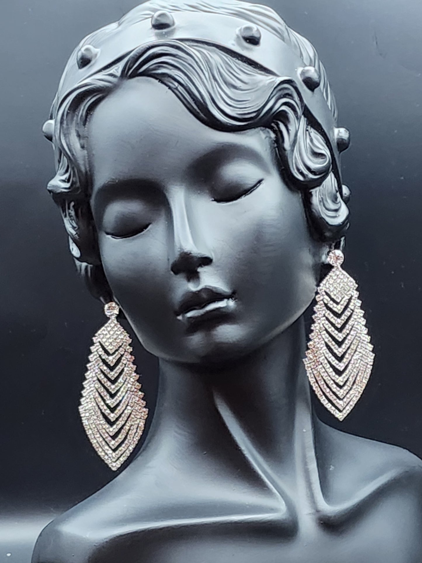 Type: Earrings • Stone: Austrian Stone • Material: Zinc Alloy •