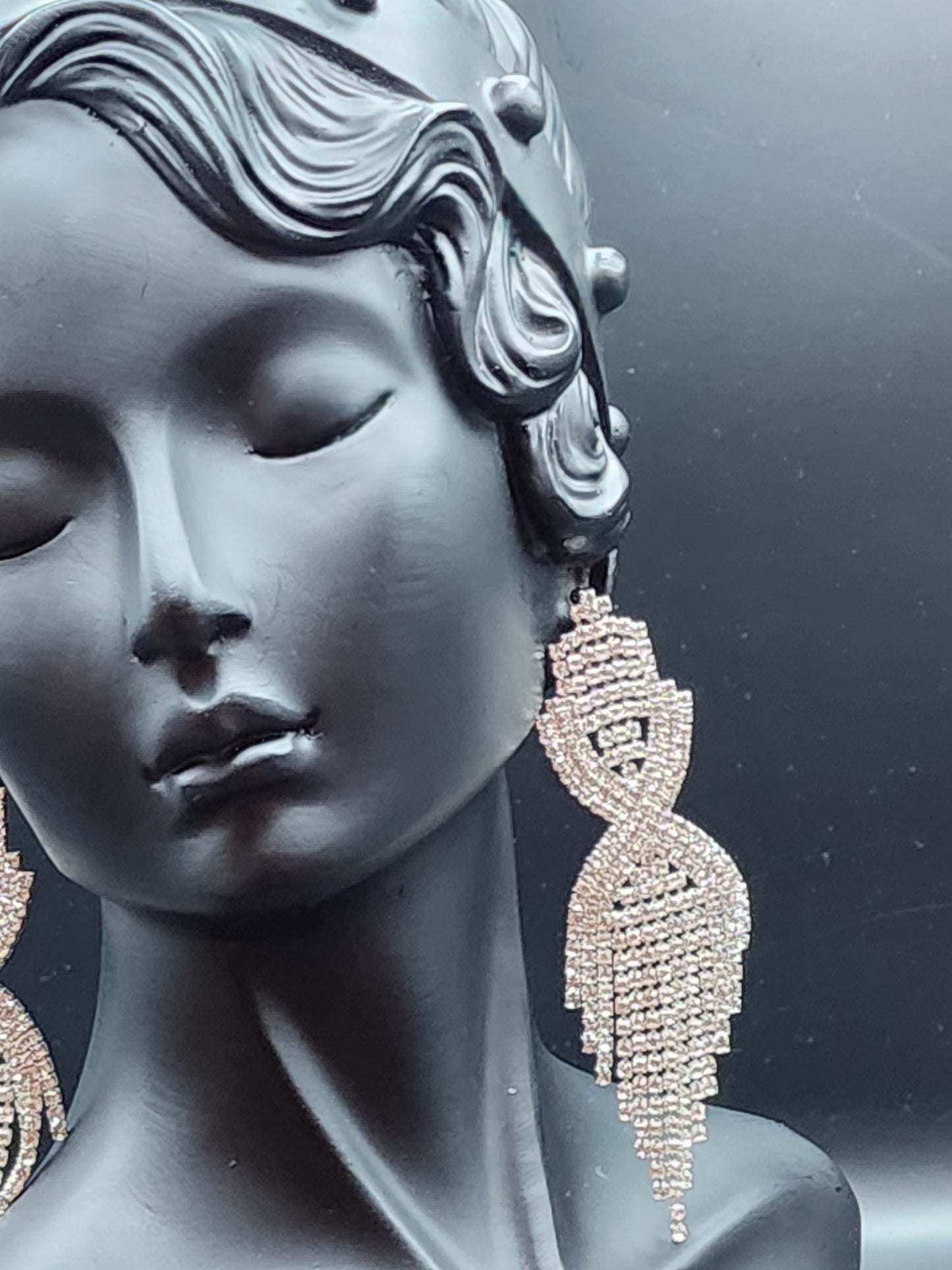 Type: Earrings • Stone: Austrian Stone • Material: Zinc Alloy •