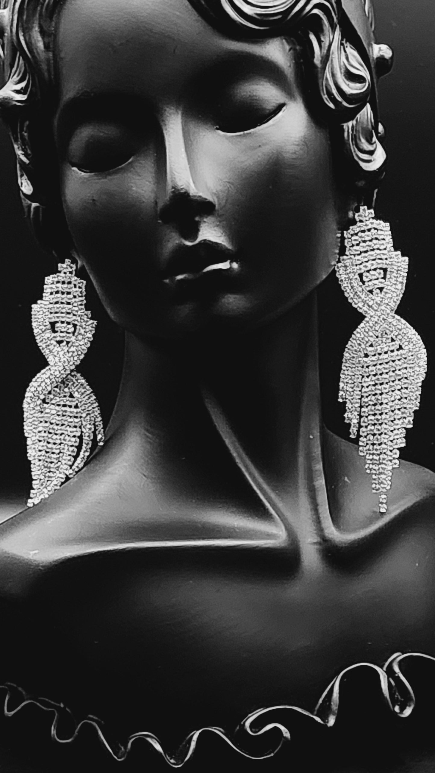 Type: Earrings • Stone: Austrian Stone • Material: Zinc Alloy •