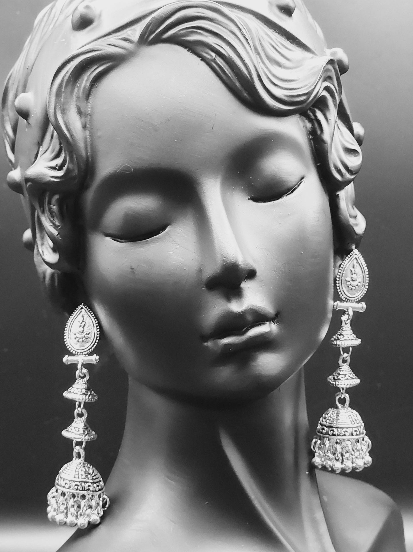 Dangling sliver Oxidize Earings