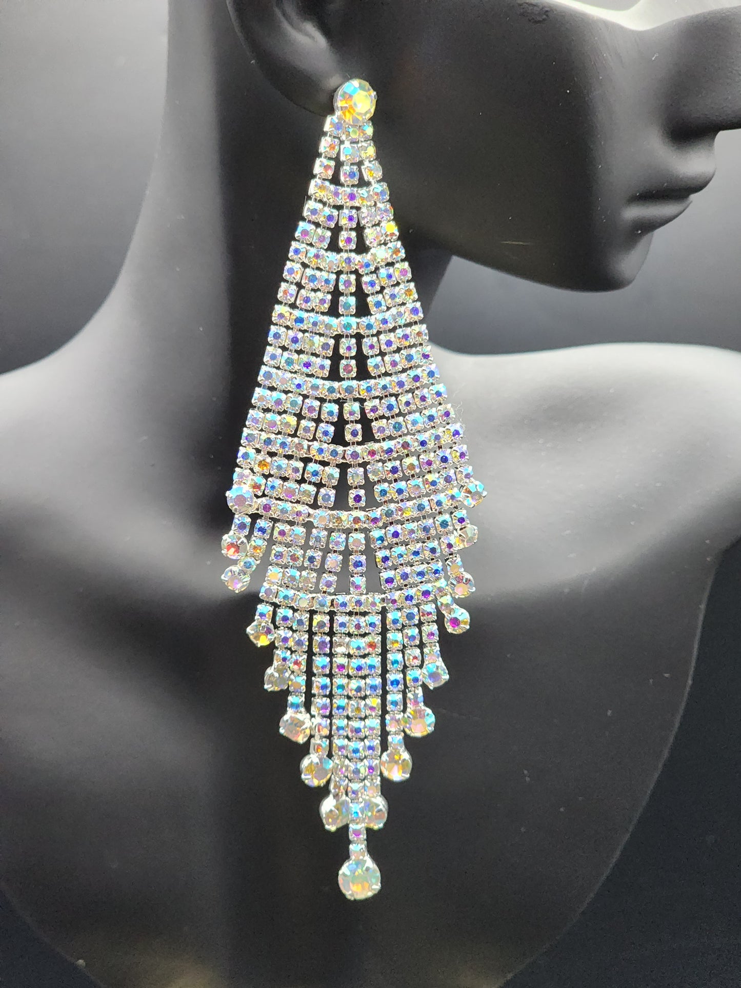 Type: Earrings • Stone: Austrian Stone • Material: Zinc Alloy •