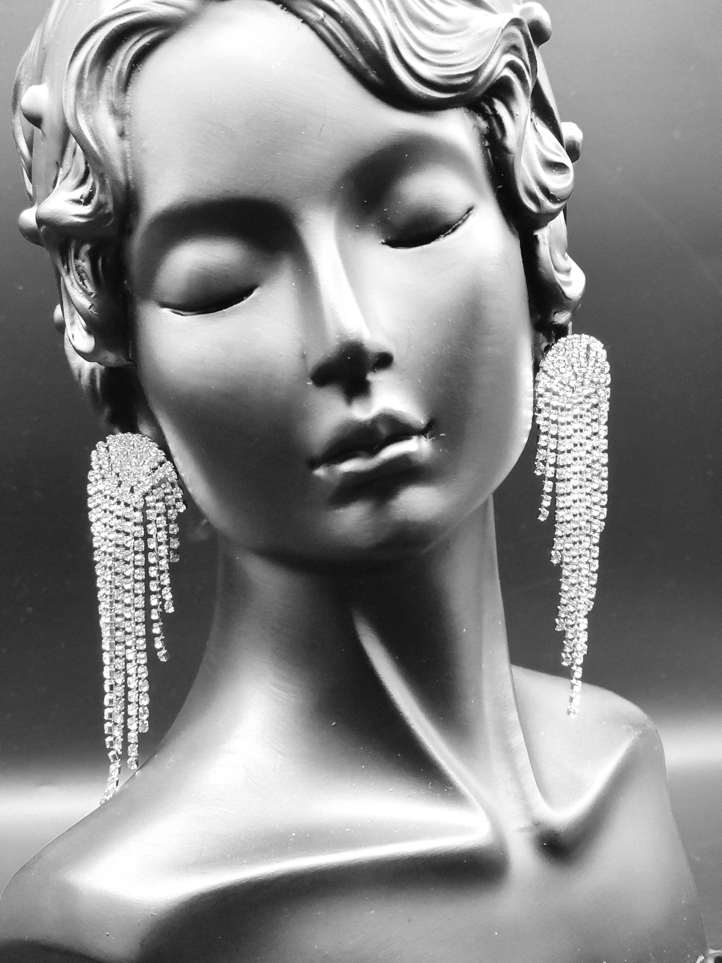 Type: Earrings • Stone: Austrian Stone • Material: Zinc Alloy •