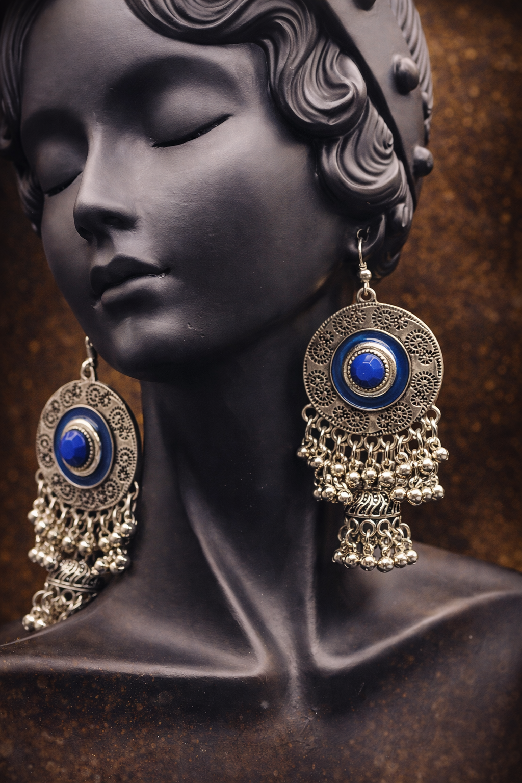 Silver blue dangling Earrings
