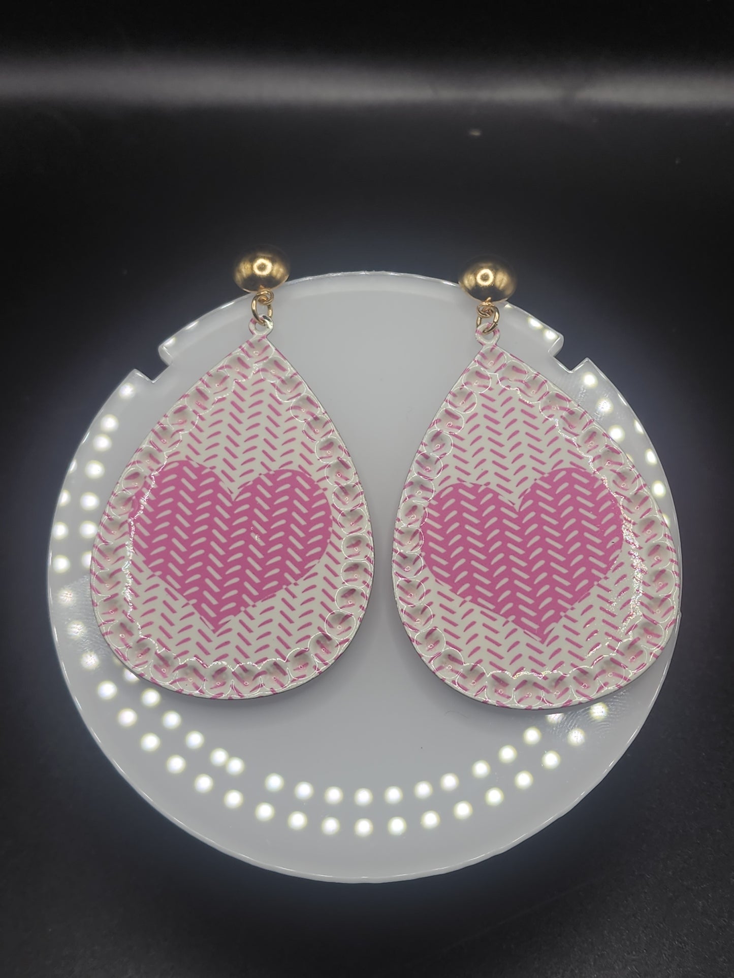 Love Heart Dangling Earrings – Cute Glitter & Valentine Statement Jewelry