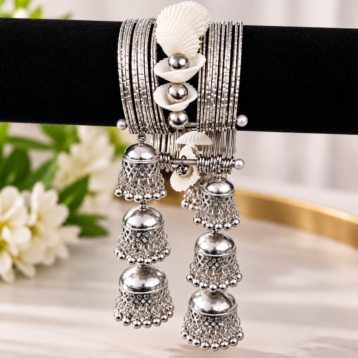 Elegant Seashell Charm Bangles