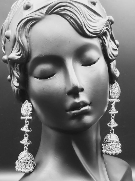 Dangling sliver Oxidize Earings