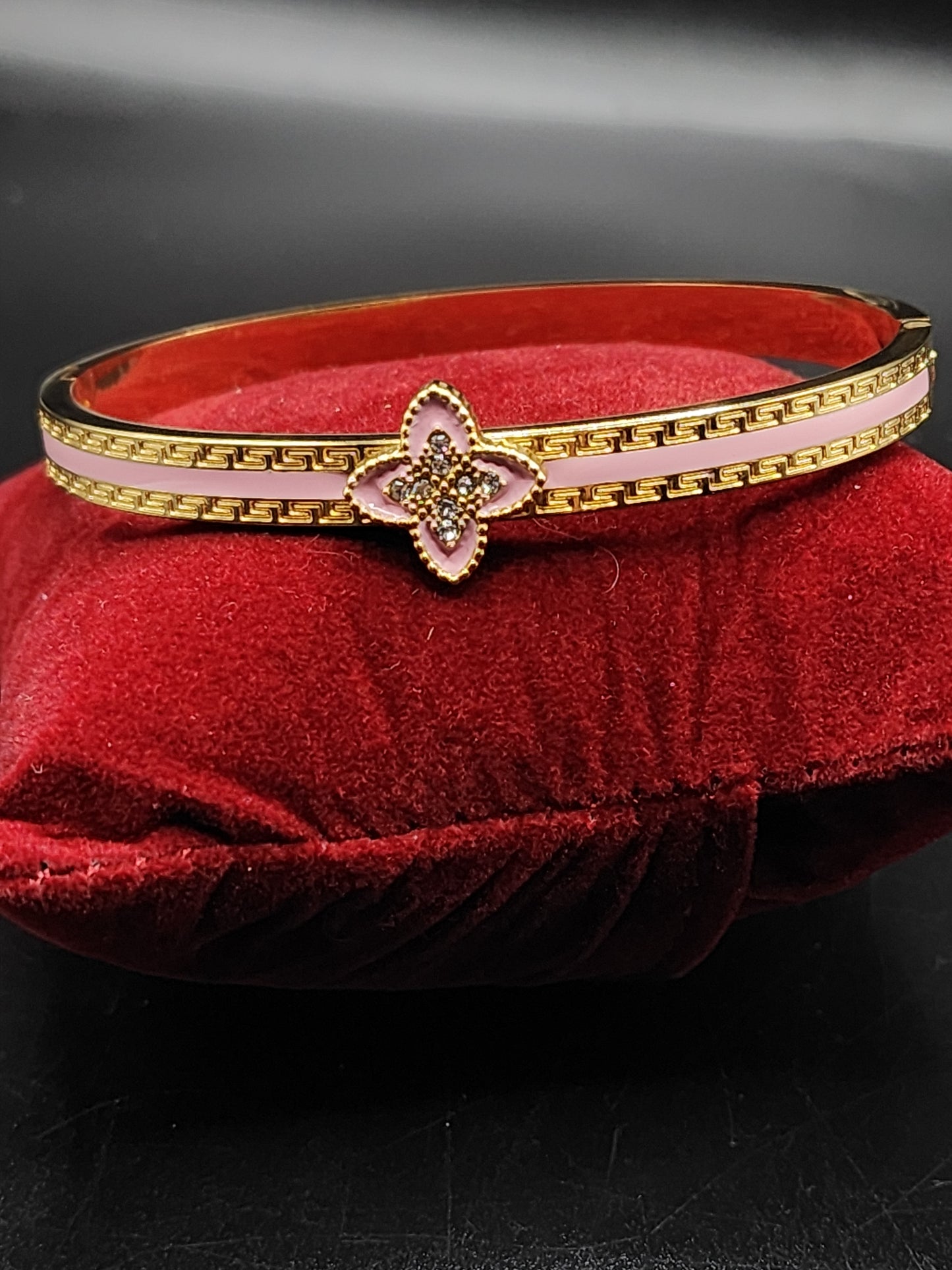 PSK ELEGANCE Pink Floral Crystal Gold Bracelet ✨