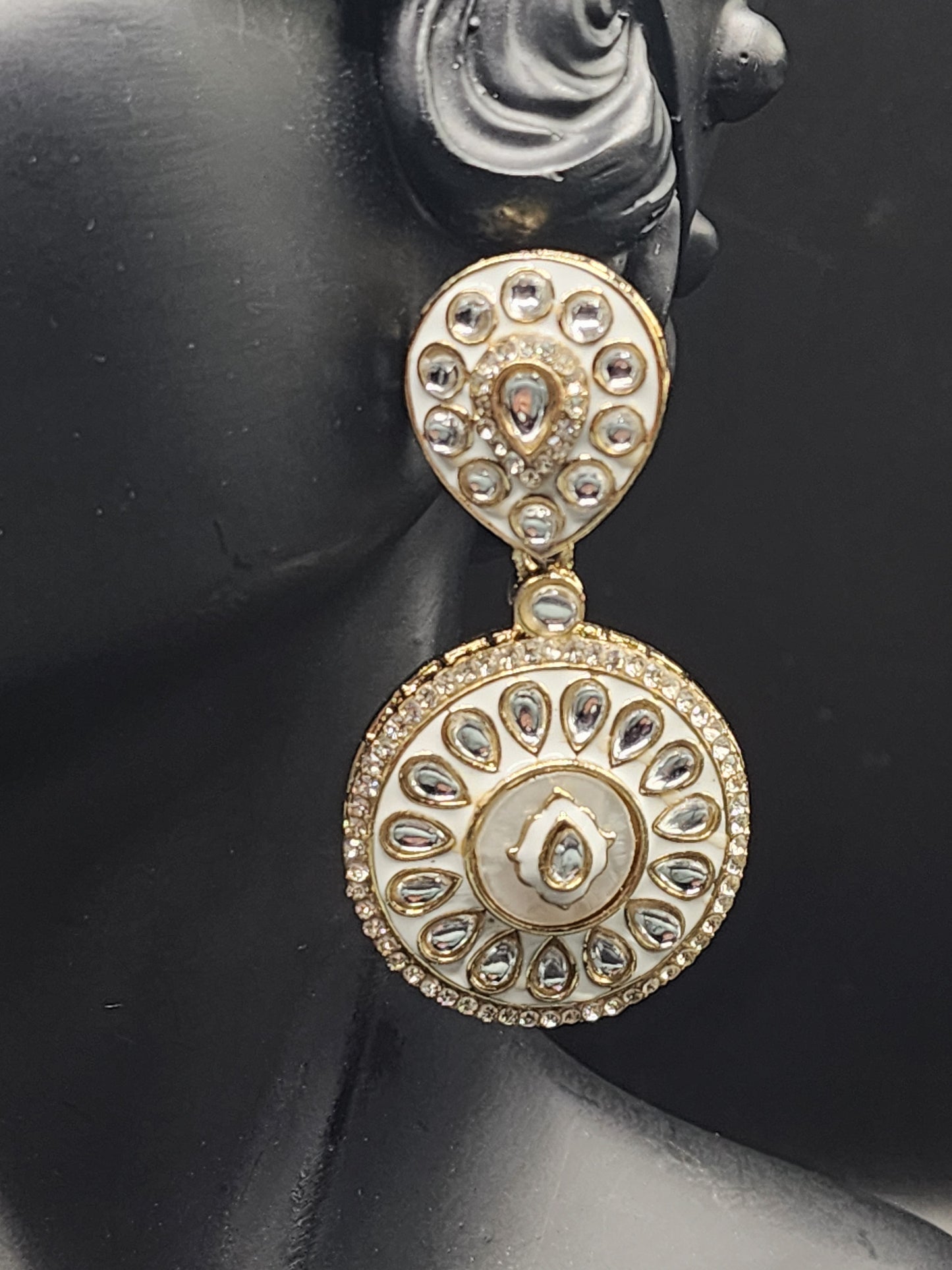 Ivory Kundan Luxe Drop Earrings