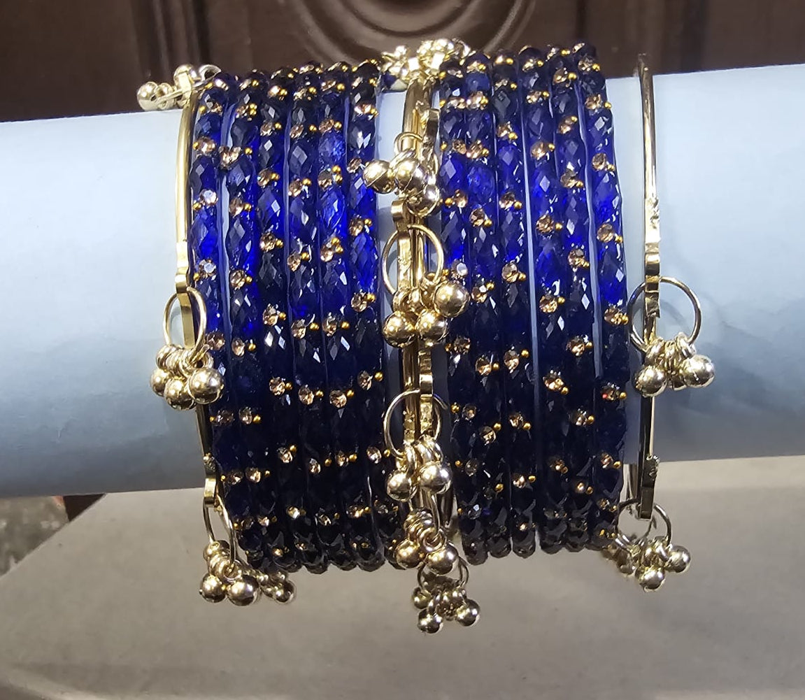 VIRAL BANGLES ✨
Kashmiri Charm Bangles
💎 Multiple Colors