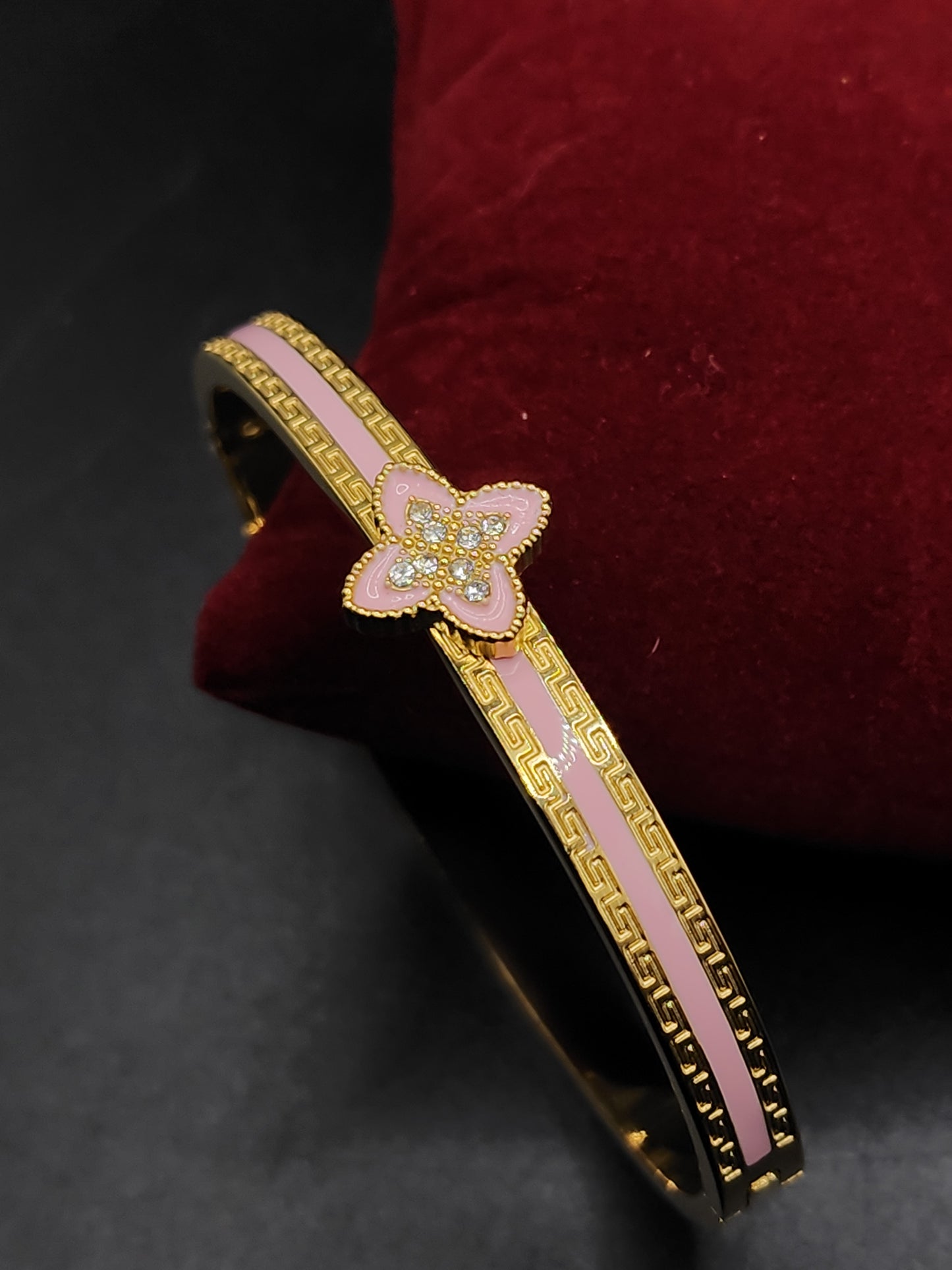 PSK ELEGANCE Pink Floral Crystal Gold Bracelet ✨