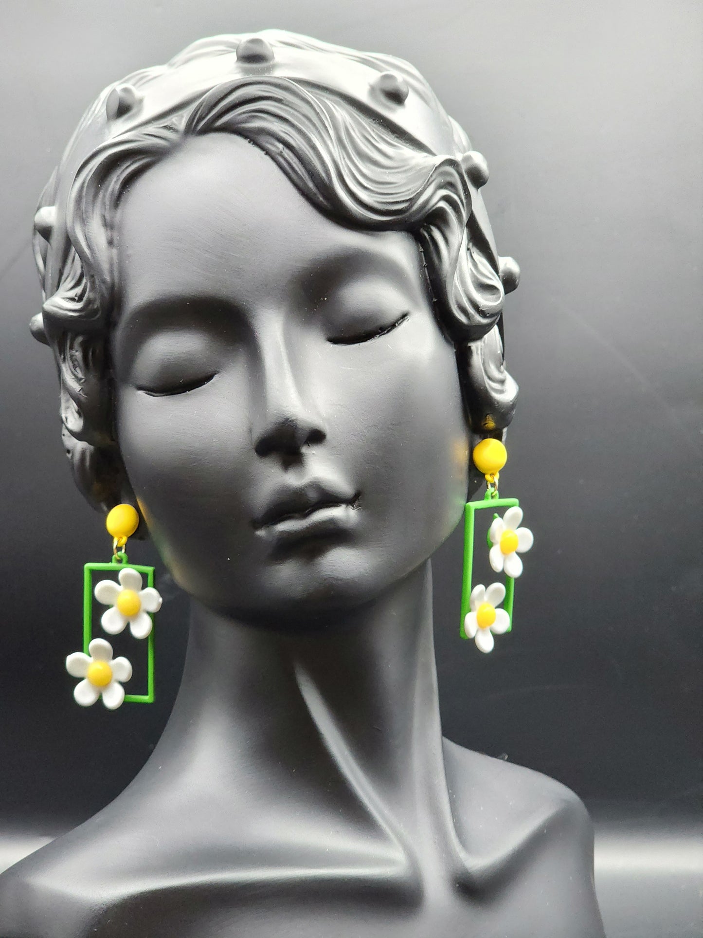 Glamourous Starry Pearl Dangles