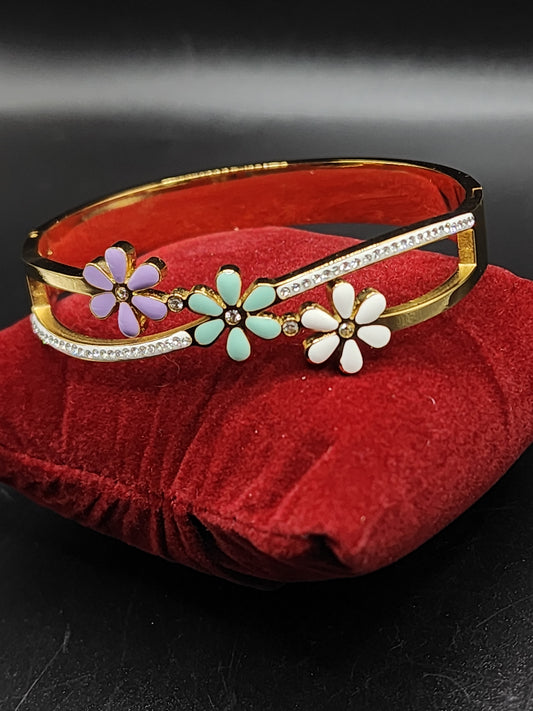 PSK ELEGANCE Pastel Bloom Crystal Gold Bracelet ✨