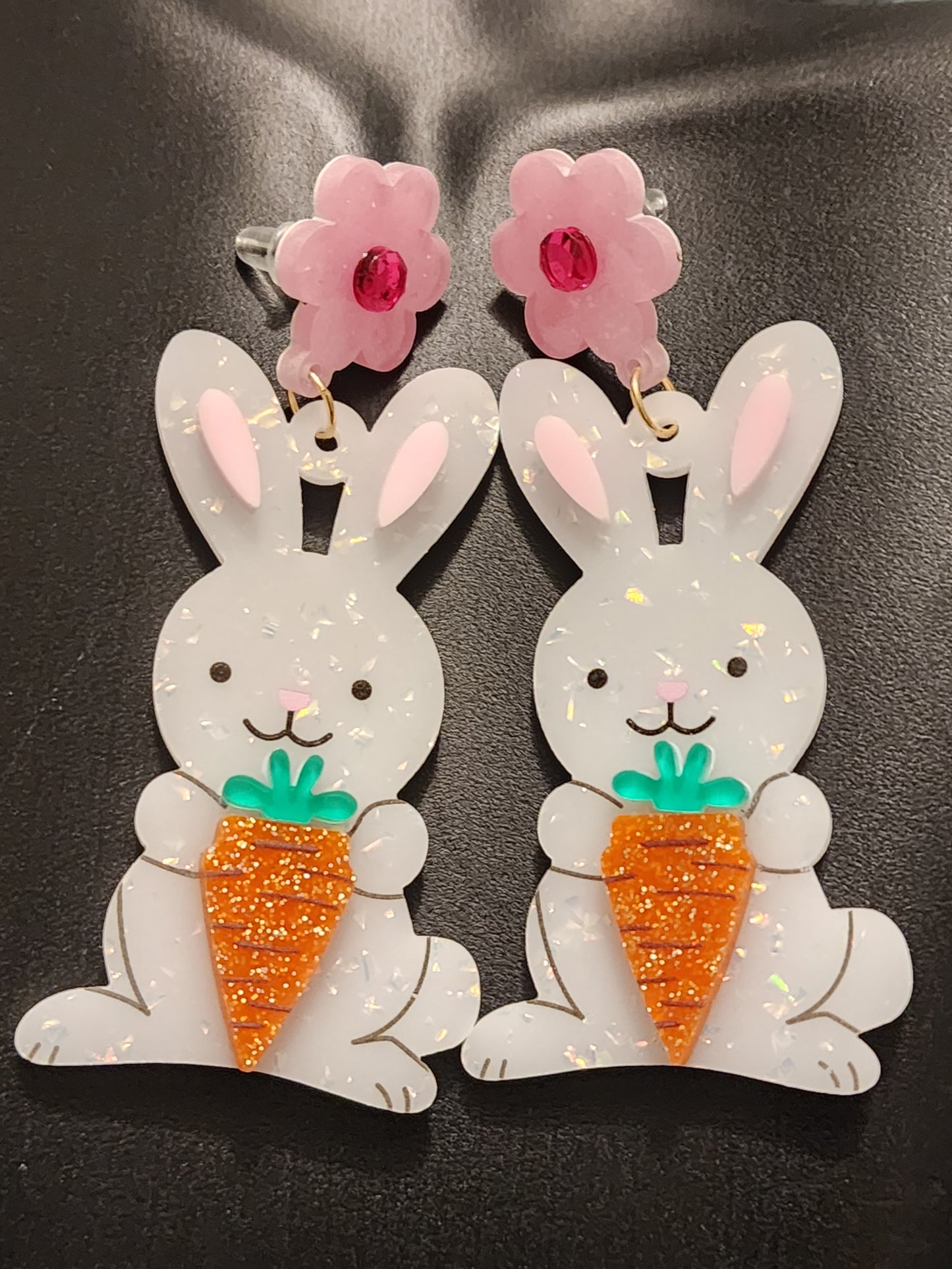 Vibrant earrings for the Spring collection.