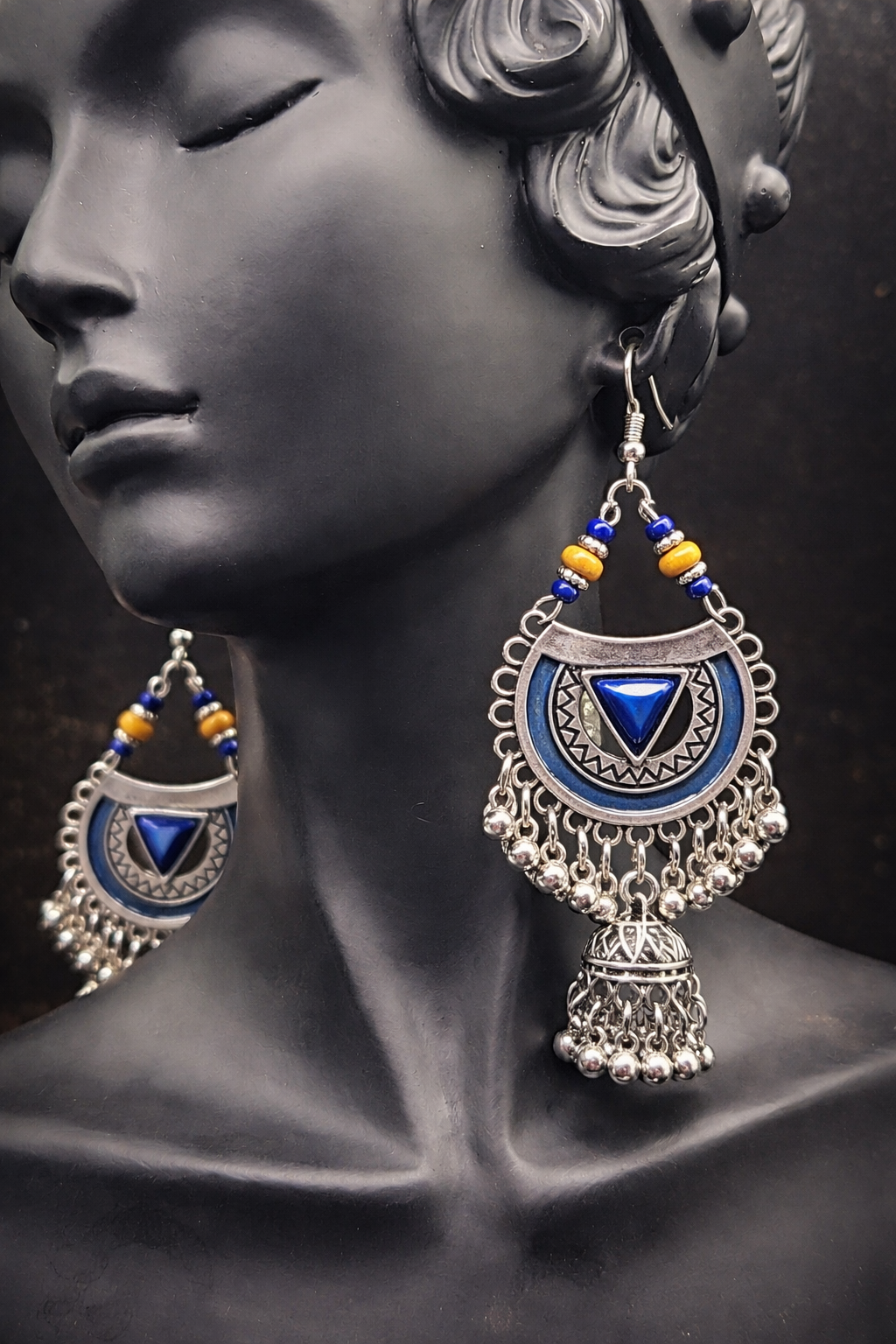 BLUE silver dangling Earrings