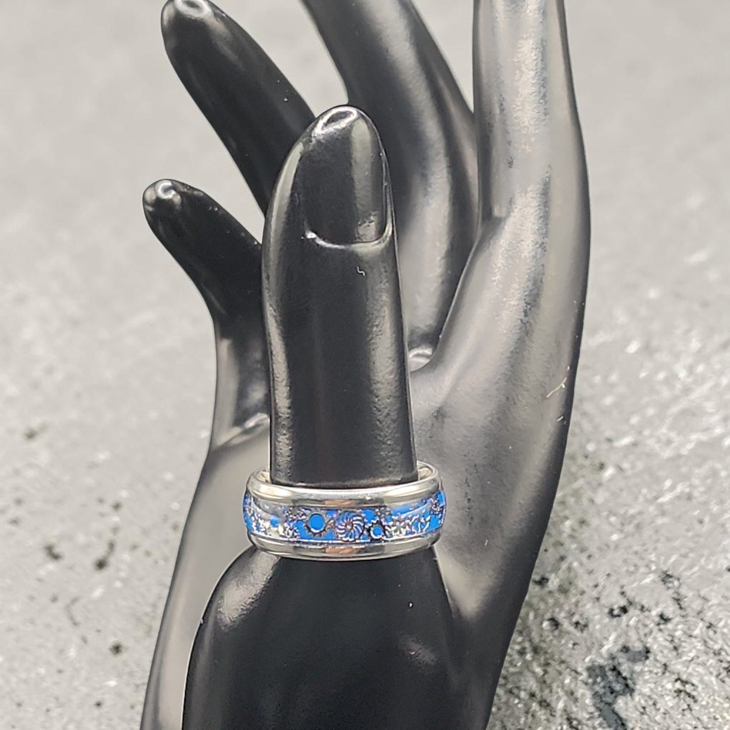 Blue Floral Spinner Ring | Stainless Steel Band