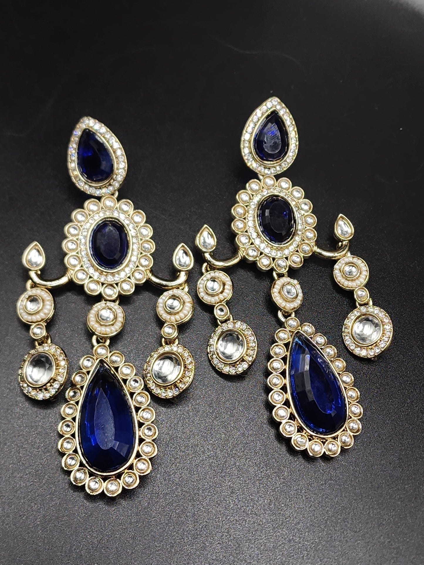 Royal Sapphire Chandbali Earrings – Luxury Kundan Bridal Statement