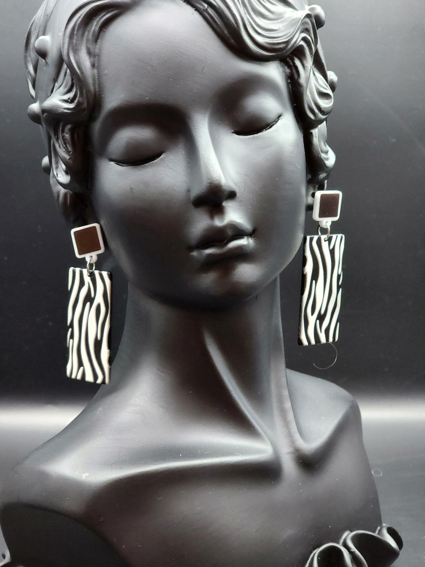 Glamourous Starry Pearl Dangles