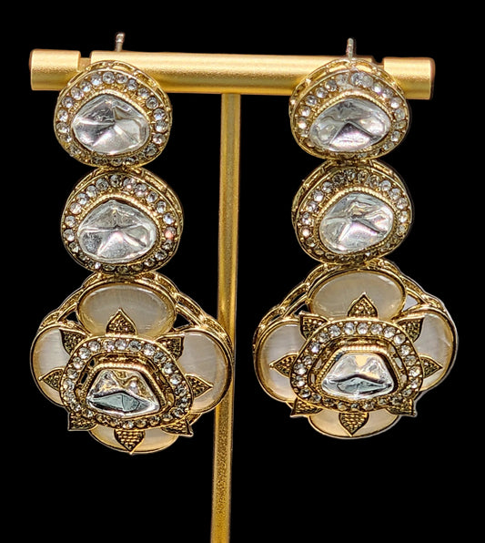 Ivory Kundan Floral Drop Earrings – Elegant Statement Luxe