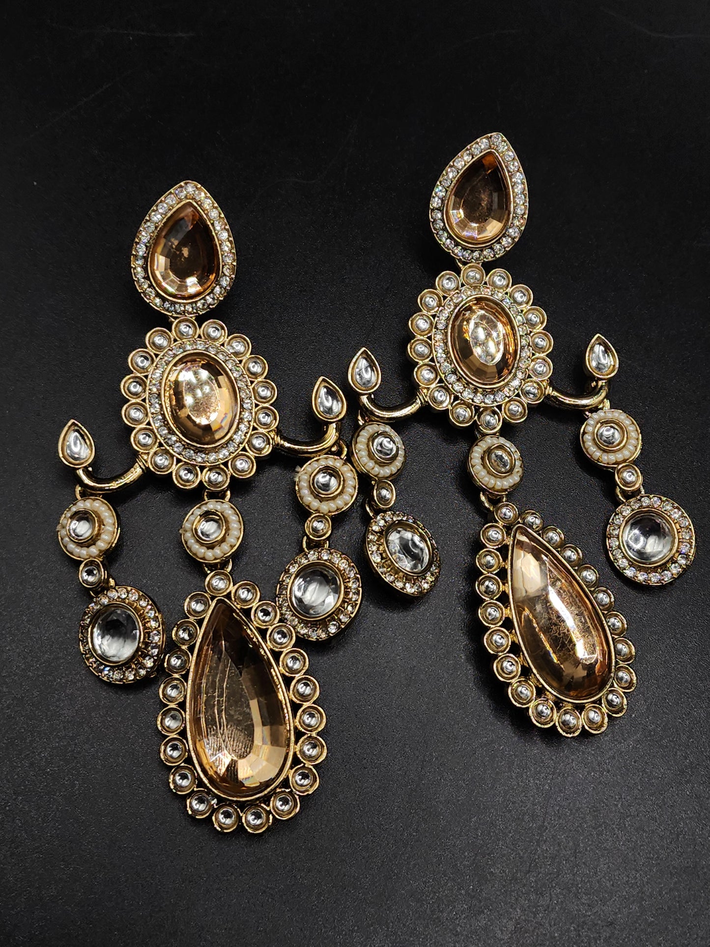 Champagne Glow Statement Chandbalis
