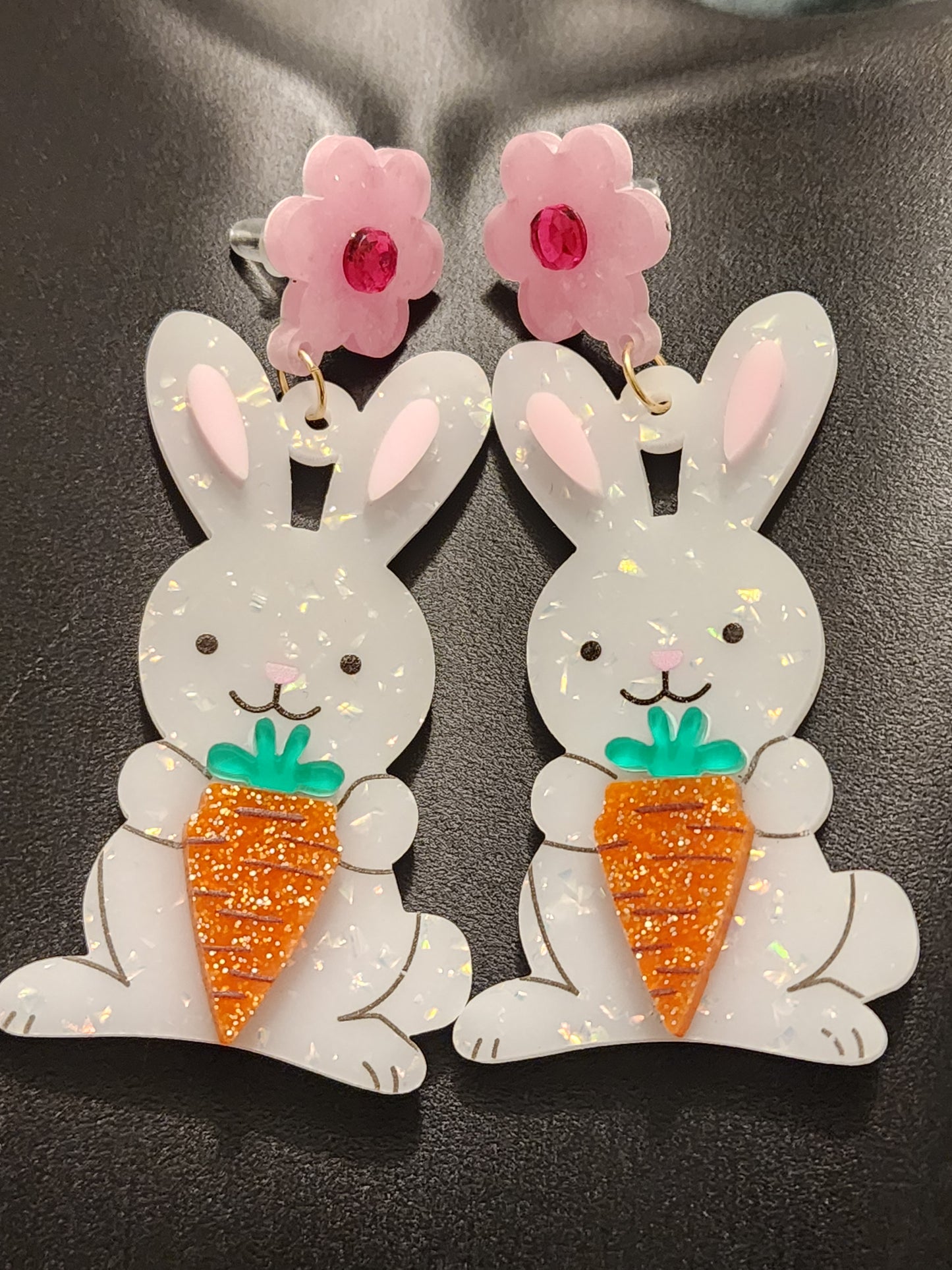 Vibrant earrings for the Spring collection.