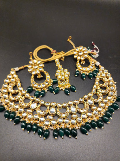 Jewelry isn't just for special days—it's an everyday vibe! ✨ Say goodbye to irritation and hello to style with Pskelegance.co. #EverydayElegance #HypoallergenicJewelry #StyleUpgrade