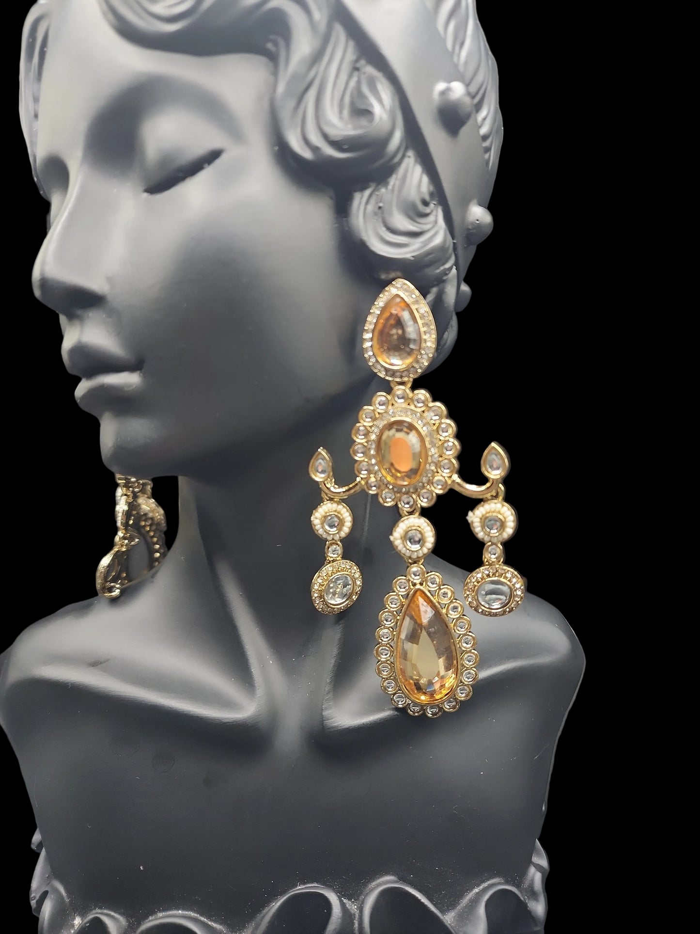 Champagne Glow Statement Chandbalis