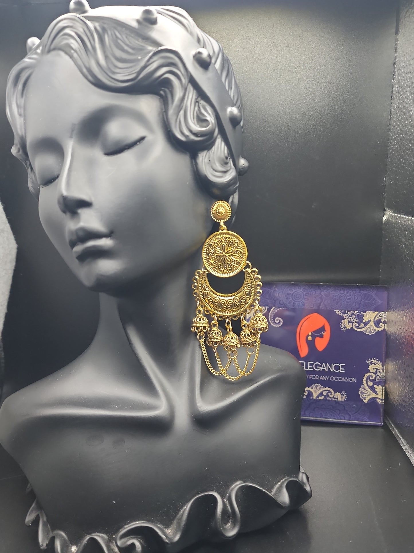 Elegant, bold, and eye-catching — a must-have piece for your jewelry collection.