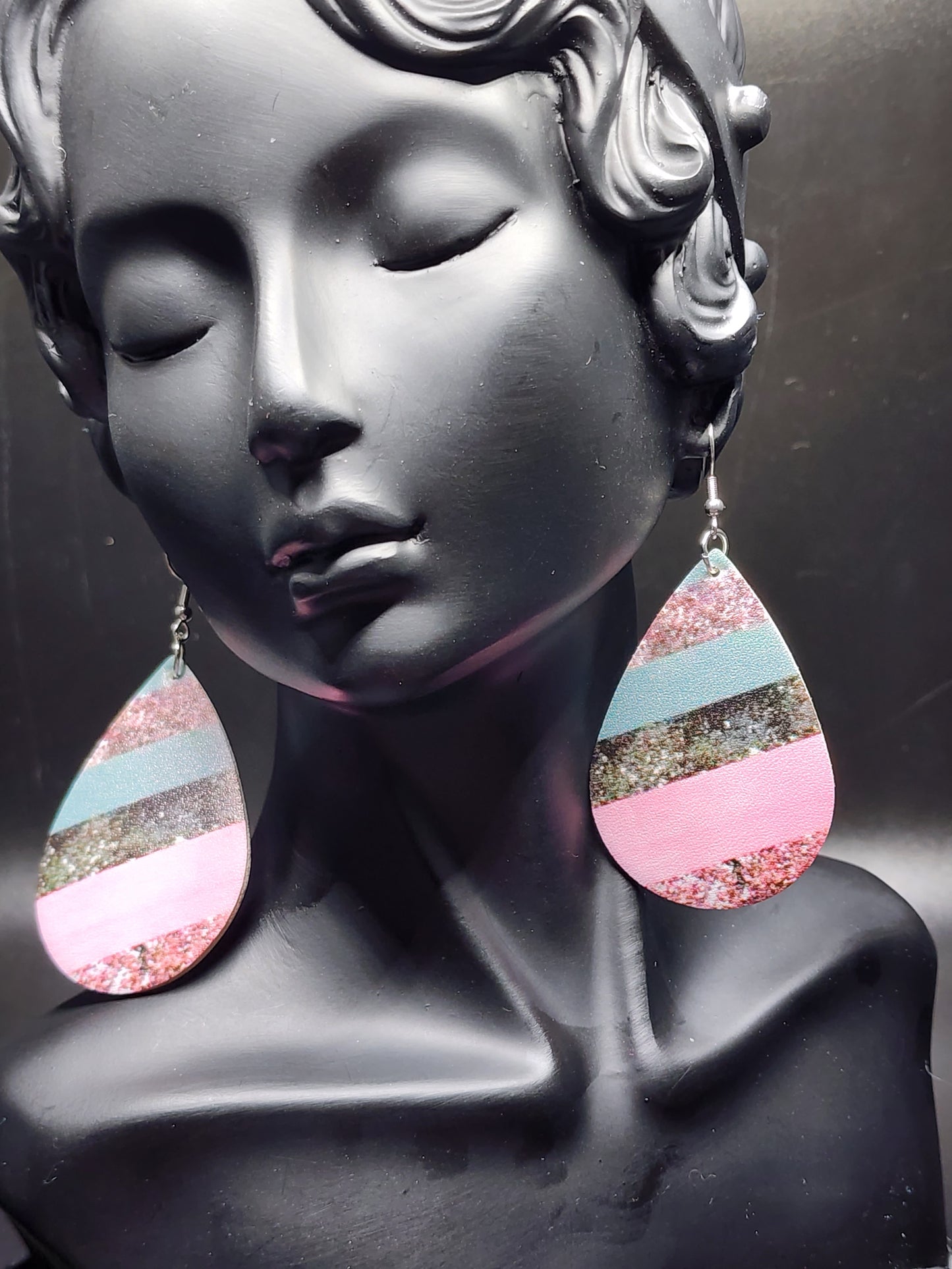 Glamourous Starry Pearl Dangles