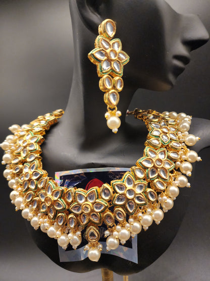 Jewelry isn't just for special days—it's an everyday vibe! ✨ Say goodbye to irritation and hello to style with Pskelegance.co. #EverydayElegance #HypoallergenicJewelry #StyleUpgrade