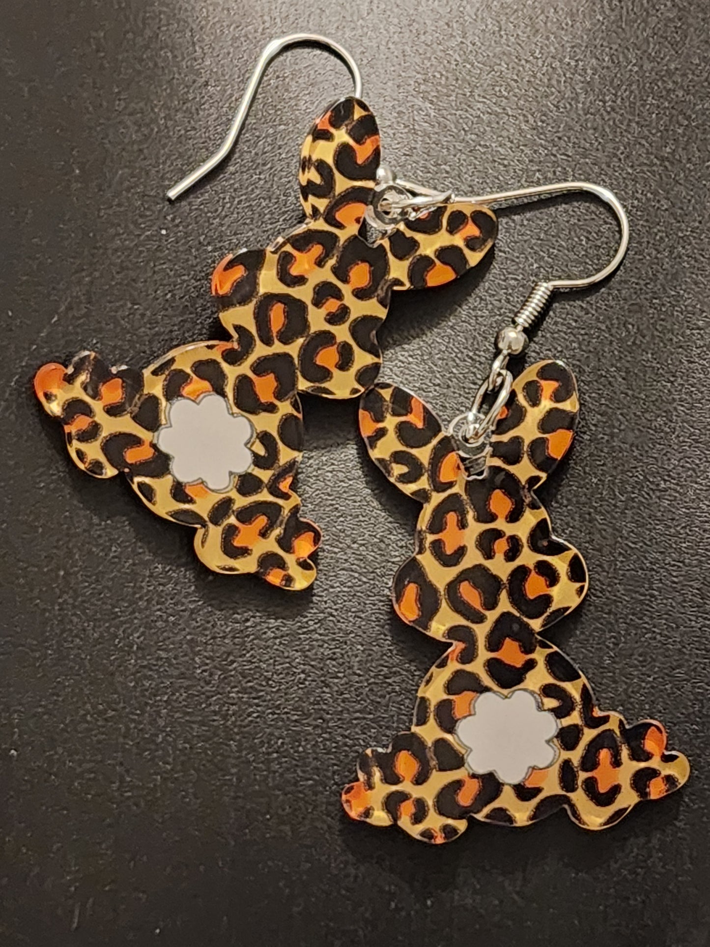 Vibrant earrings for the Spring collection.