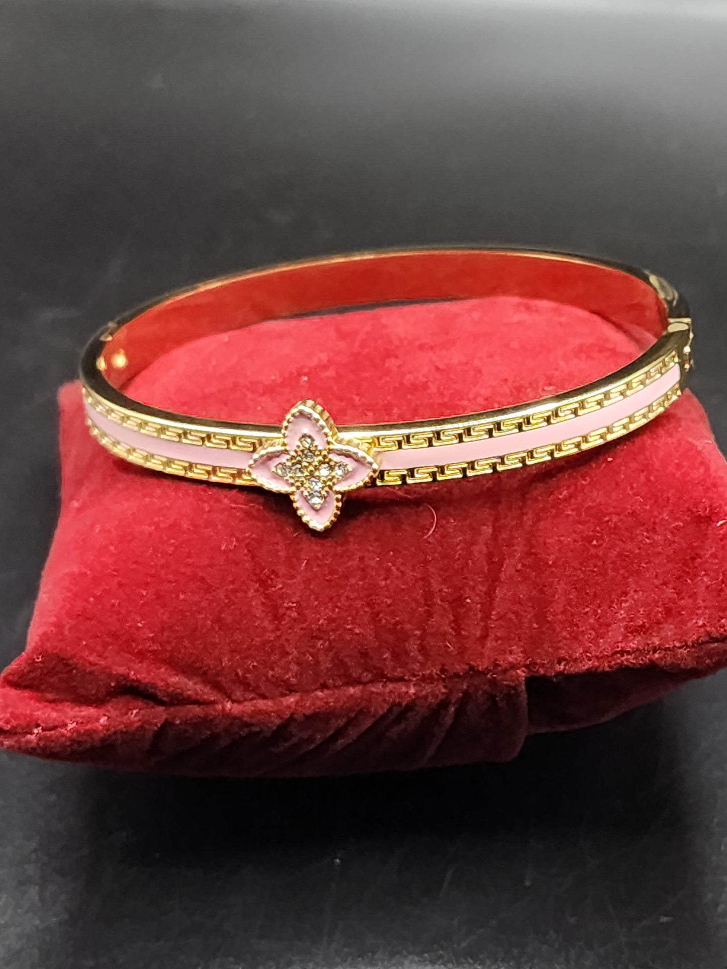 PSK ELEGANCE Pink Floral Crystal Gold Bracelet ✨