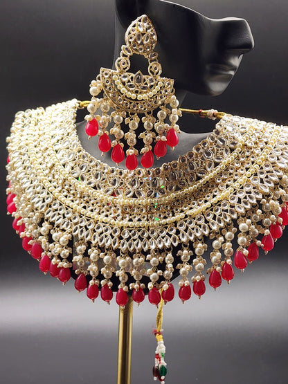 Jewelry isn't just for special days—it's an everyday vibe! ✨ Say goodbye to irritation and hello to style with Pskelegance.co. #EverydayElegance #HypoallergenicJewelry #StyleUpgrade