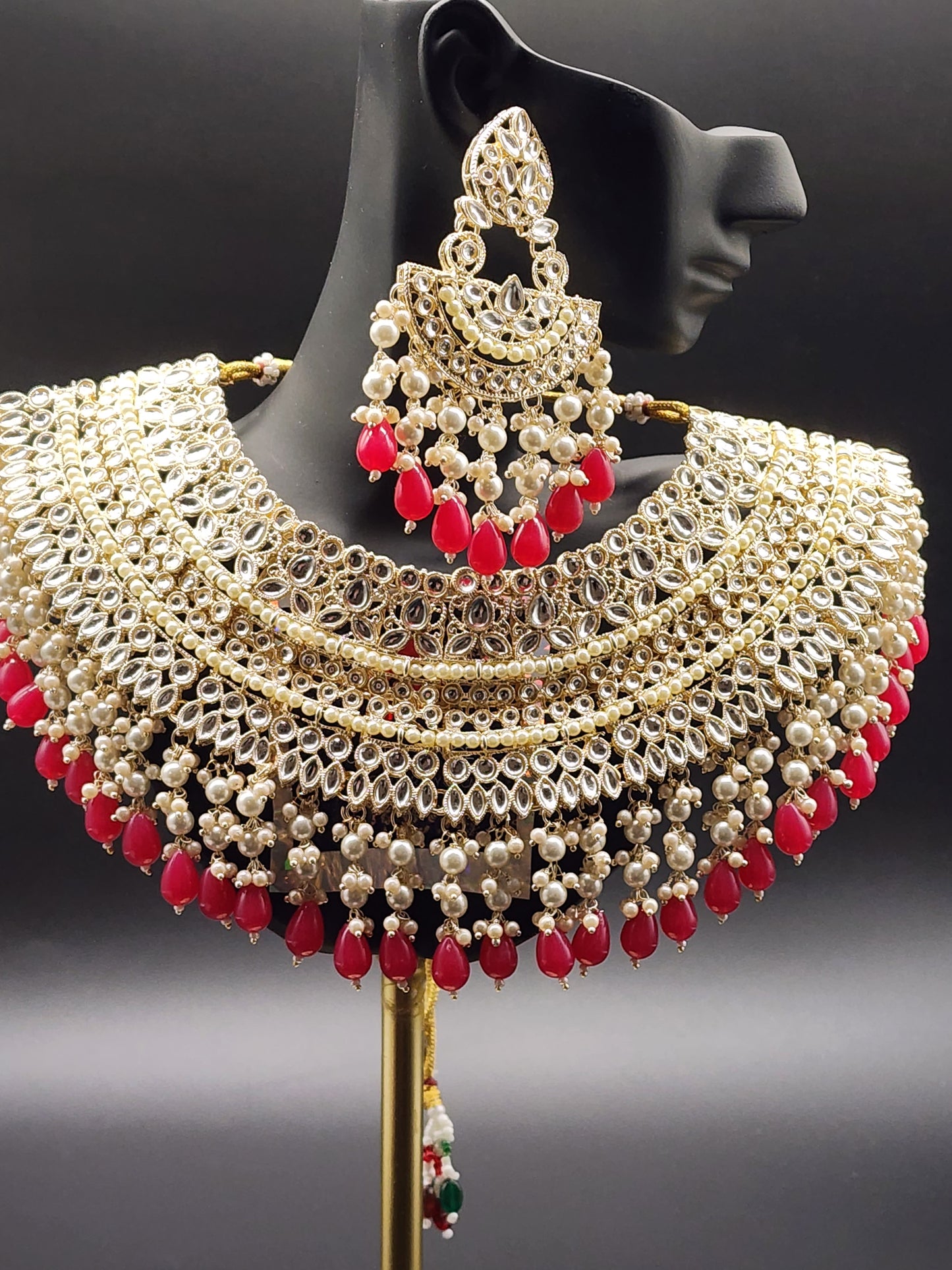 Traditional Elegant Necklaces, beautifully paired with matching earrings and stunning tikka.