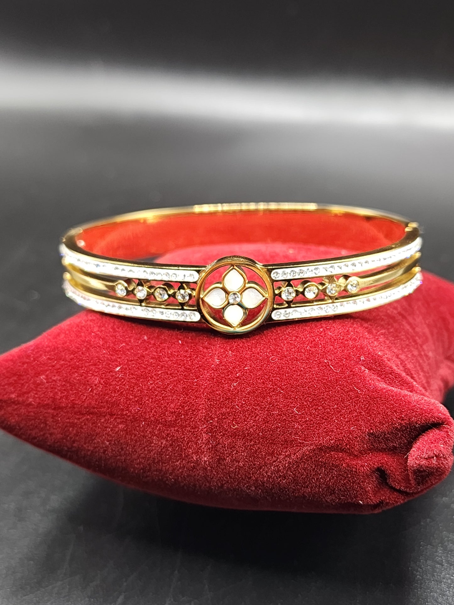 PSK ELEGANCE Floral Crystal Gold Designer Bracelet ✨