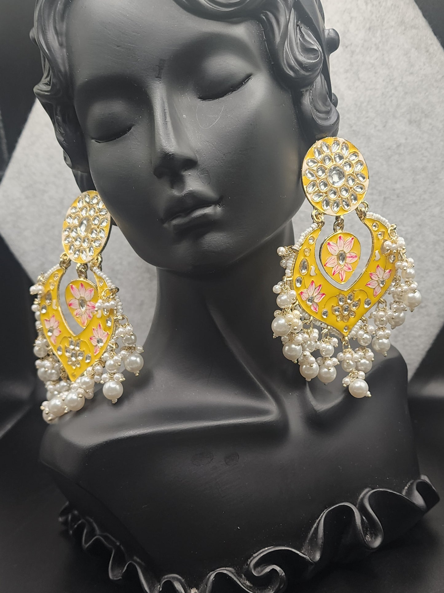 Luxury + Elegant ✨ Bold. Beautiful. Unforgettable