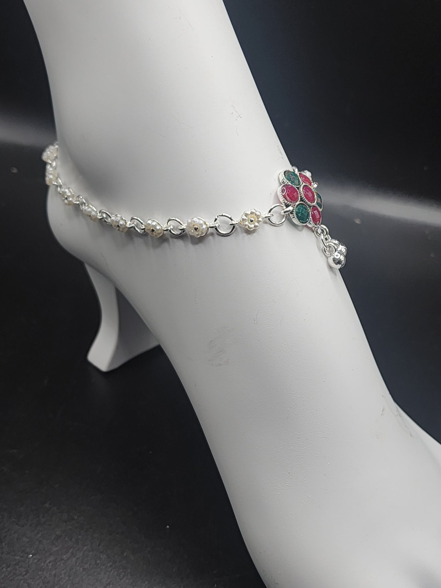 PSK ELEGANCE Multicolor Kundan Anklet with Pearl Chain ✨