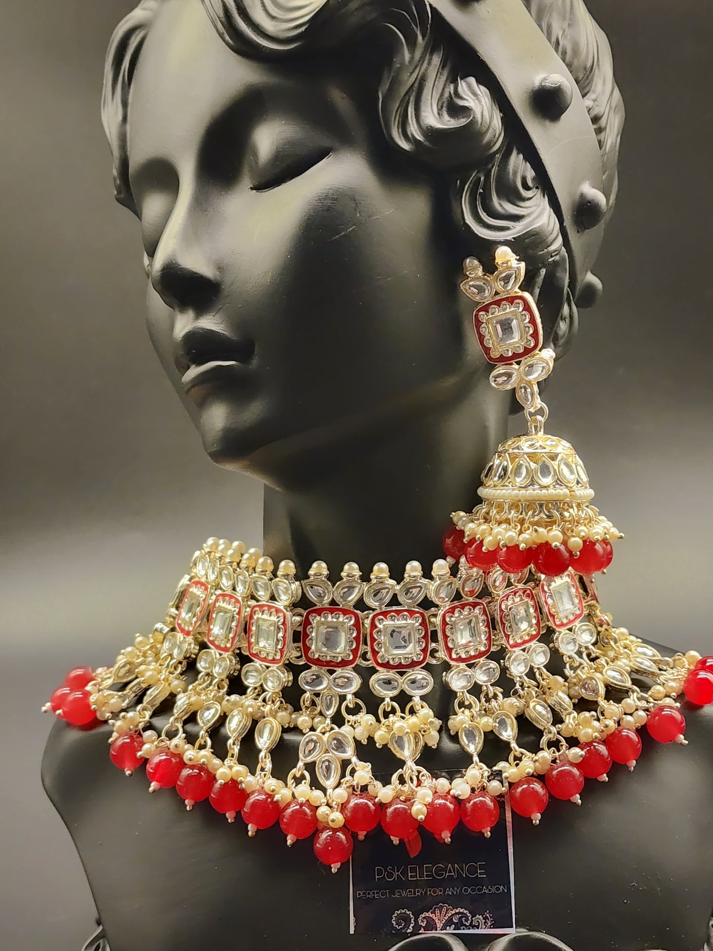 🎉 Season’s Elegance Awaits! 🎉