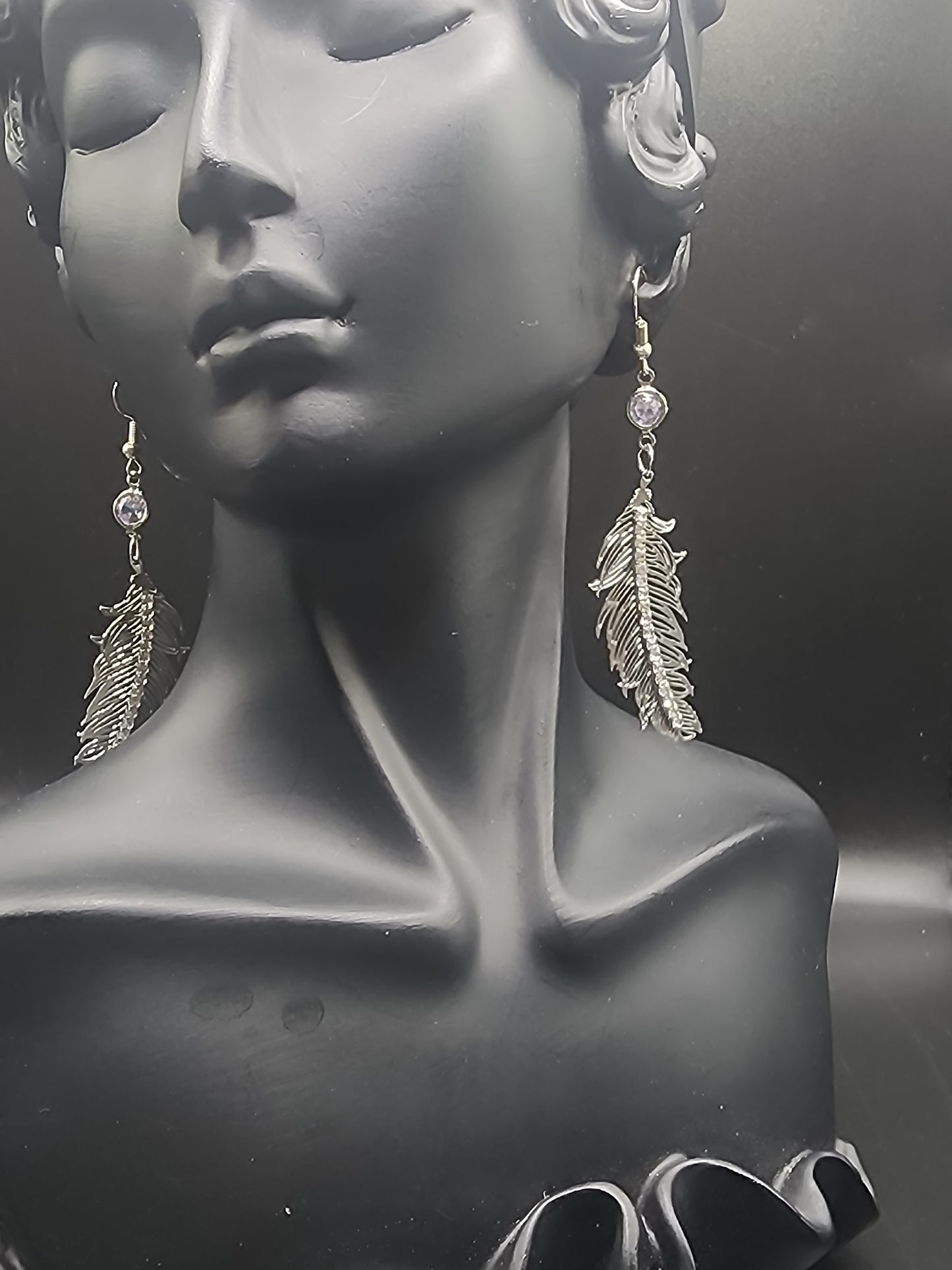Boho luxe vibe
Lightweight statement piece
Perfect for casual + festive wear