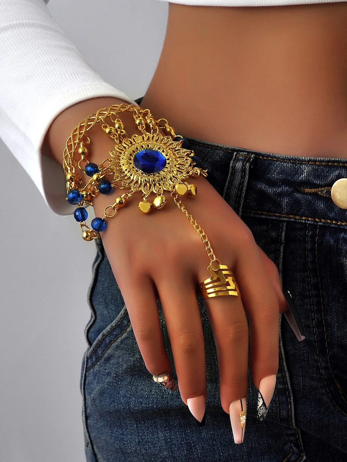 Jewelry isn't just for special days—it's an everyday vibe! ✨ Say goodbye to irritation and hello to style with Pskelegance.co. #EverydayElegance #HypoallergenicJewelry #StyleUpgrade