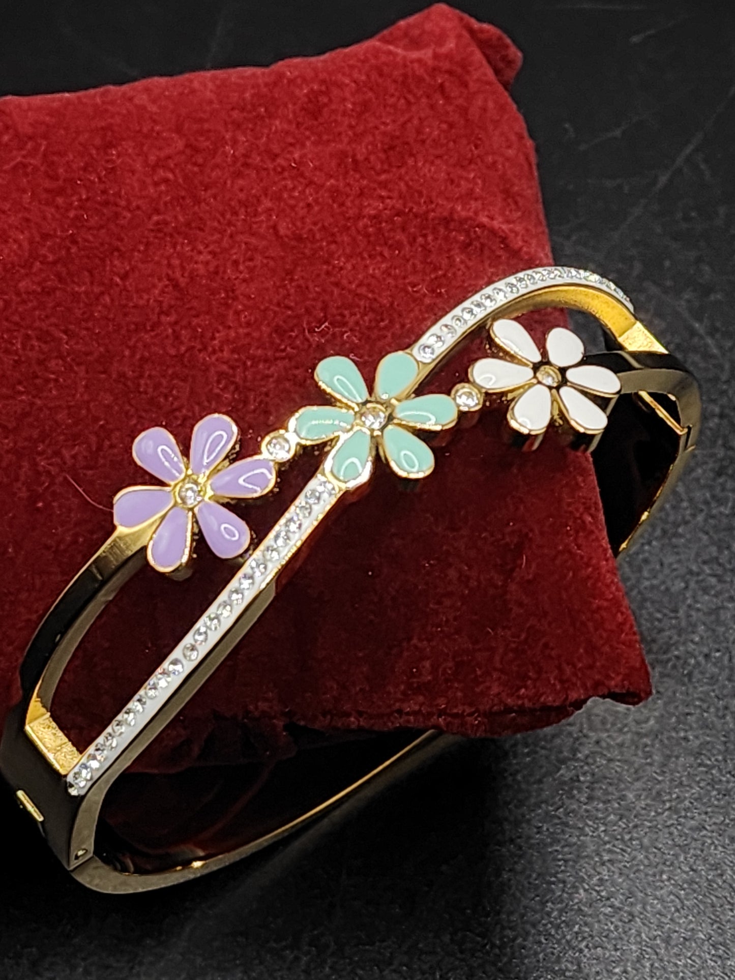 PSK ELEGANCE Pastel Bloom Crystal Gold Bracelet ✨