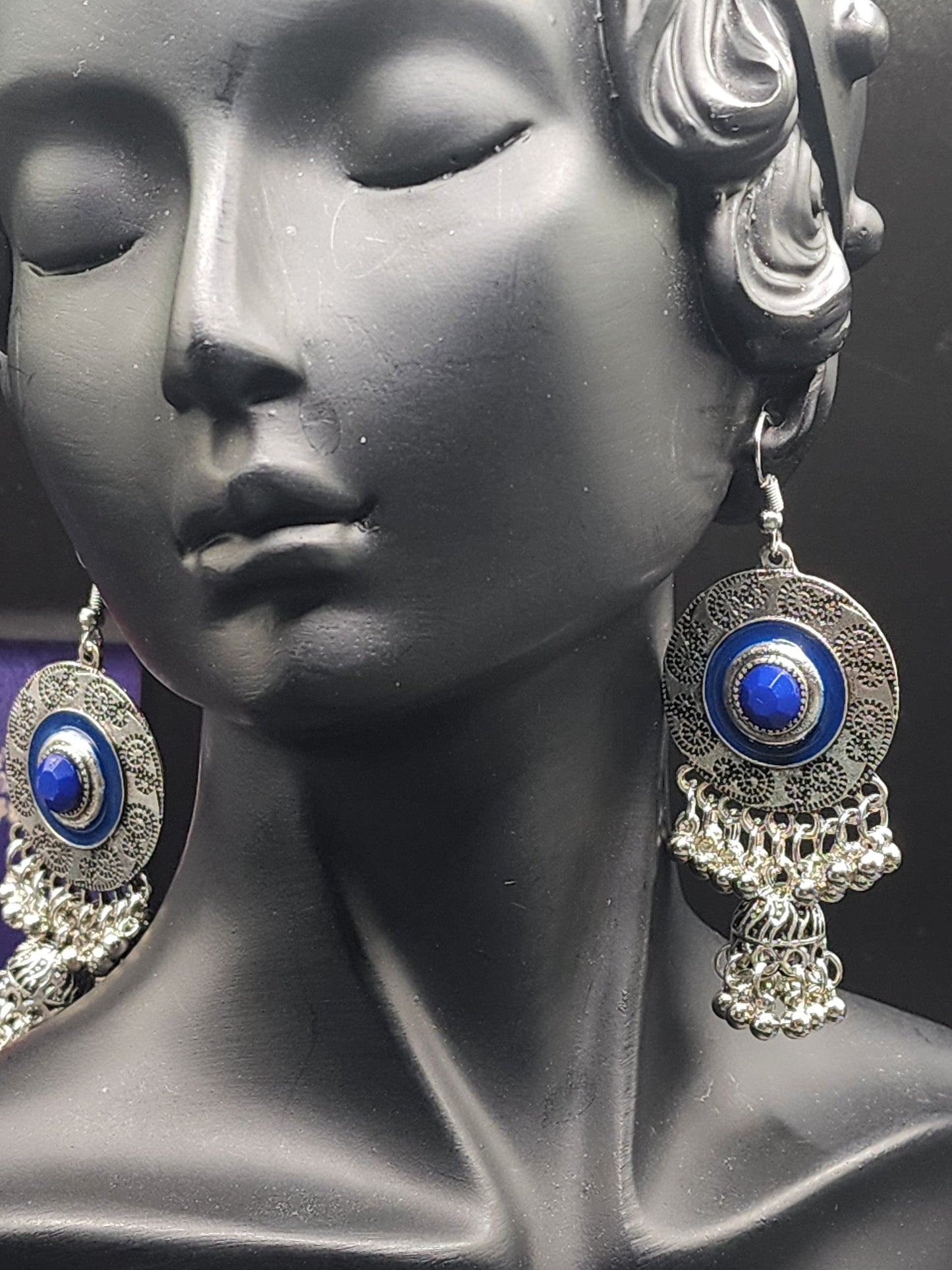 Silver blue dangling Earrings