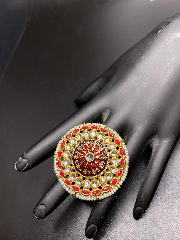 Golden Red & Pearls Ring